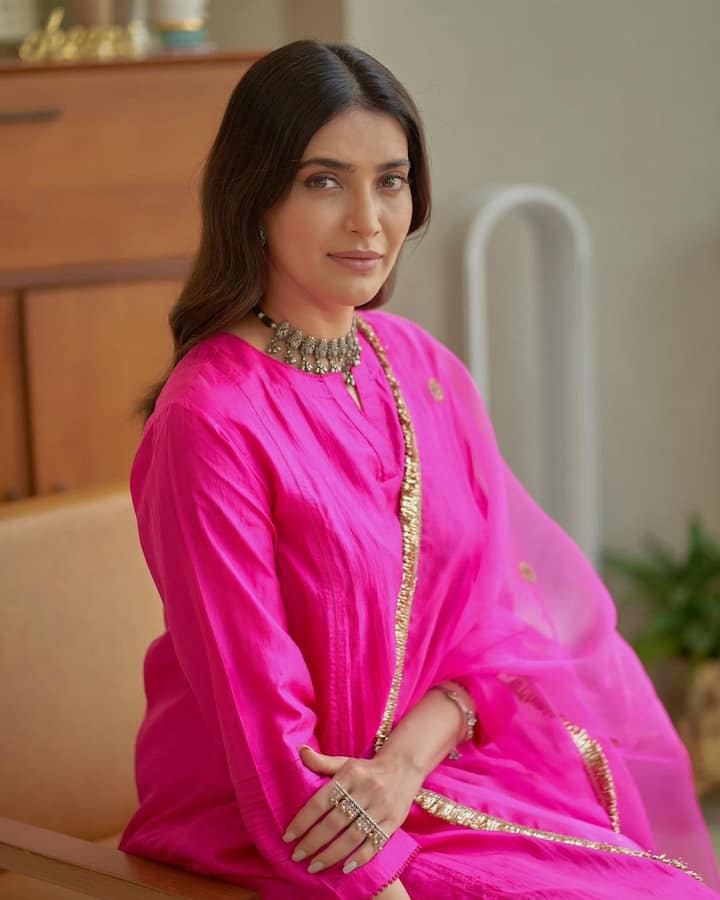 प्रसिद्ध टीव्ही अभिनेत्री करिश्मा तन्नाला कोणतीही वेगळी ओळख करून द्यायची गरज नाही. (फोटो सौजन्य :karishmaktanna/इंस्टाग्राम)