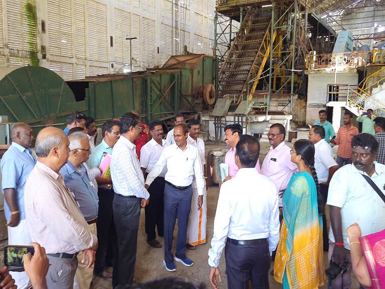 In the N.P.K.R. Cooperative Sugar Factory, the factory reconstruction team inspected! மயிலாடுதுறை: தலைஞாயிறு என்.பி.கேஆர்.ஆர் கூட்டுறவு சர்க்கரை ஆலையில் புனரமைப்பு குழுவினர் ஆய்வு