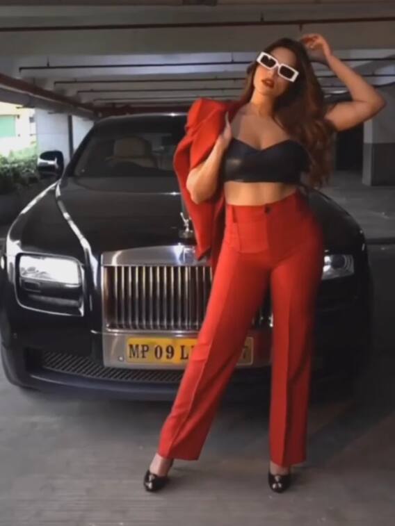 शमा सिकंदर के किलर लुक ने किया फैंस को बेचैन