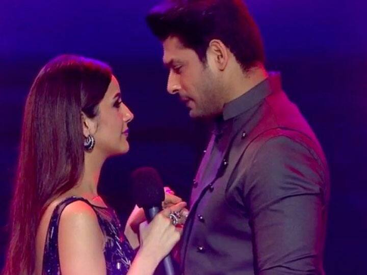 Sidharth Shukla last dance with shehnaaz Gill viral from dance deewane season 3 show watch viral video Sidnaaz Dance Video: शहनाज गिल के साथ सिद्धार्थ शुक्ला ने आखिरी बार किया था ये रोमांटिक डांस, एक दूसरे में खो गए थे सिडनाज