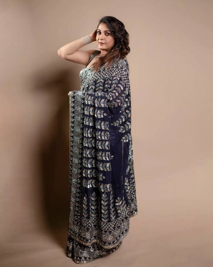 செல்லமாய் கொலை செய்வாள் சிங்காரத் தலைவி !