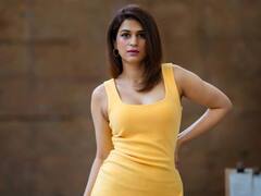 Shraddha Das Photos: యెల్లో యెల్లో శ్రద్ధాదాస్ ఈజ్ బ్యూటీ ఫుల్ ఫెల్లో!