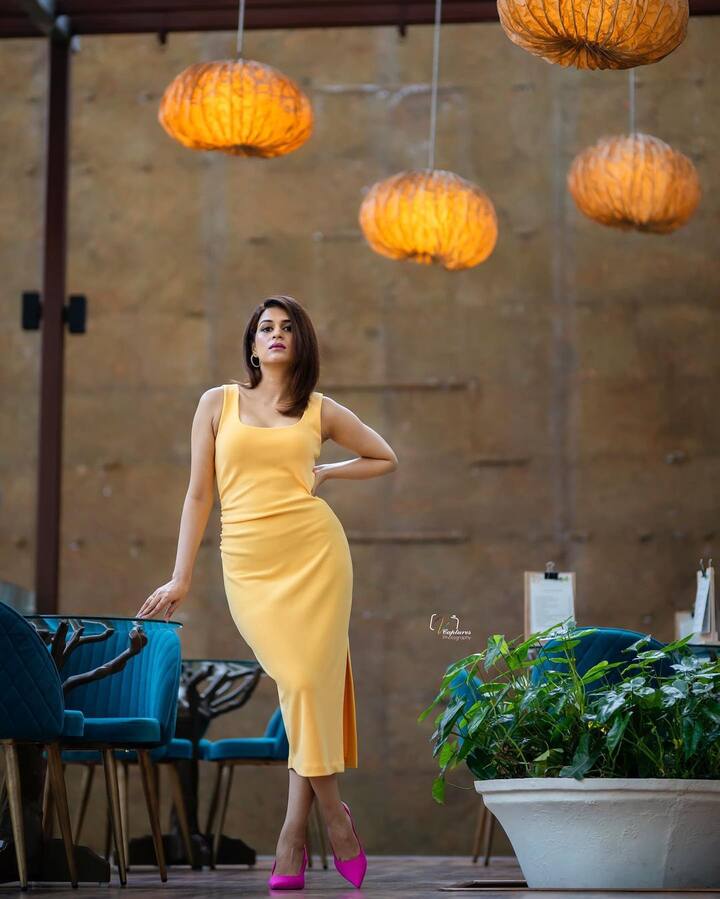 శ్రద్ధాదాస్ ( Image Credit: Shraddha Das/Instagram)