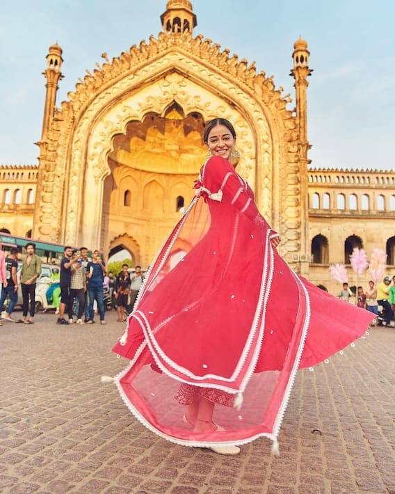 'ડ્રીમ ગર્લ 2' સિવાય 'ખો ગયે હમ કહાં' અનન્યા પાંડેની આગામી ફિલ્મ છે. અભિનેત્રી આ ફિલ્મો માટે સખત મહેનત કરી રહી છે.