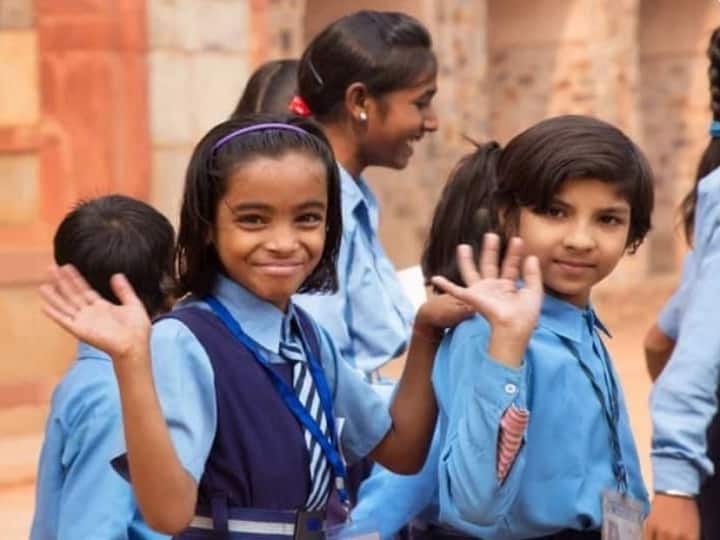 Government  released Academic calendar of Rajasthan schools for 2023-2024 Session Rajasthan News: राजस्थान के स्कूलों का शैक्षणिक कैलेंडर जारी, जानें कबसे होंगी परिक्षाएं और कब होगी छुट्टियां