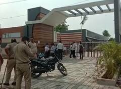 मुजफ्फरनगर में अवैध निर्माण पर एमडीए की बड़ी कार्रवाई, दो बारात घर समेत करोड़ों की संपत्ति सील