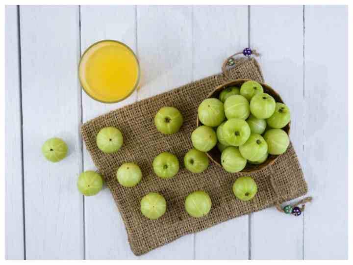 amla juice Health benefits in hindi रोजाना पिएं आंवला के जूस के 2 घूंट, कई समस्याओं को कर सकता है दूर