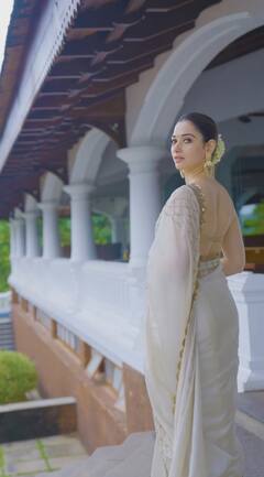 Tamannah: வெள்ளை சேலையில் மனதை கொள்ளை கொள்ளும் நடிகை தமன்னா!