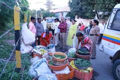 Photo: औरंगाबाद महानगरपालिका ॲक्शन मोडमध्ये; अतिक्रमणांवर जेसीबी फिरवला