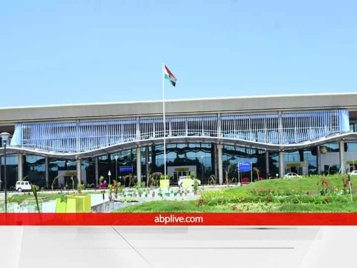 Prayagraj airport will be international before Mahakumbh Mela 2025 all facilities will be available Prayagraj Airport: 2025 में महाकुम्भ मेले से पहले प्रयागराज एयरपोर्ट को इंटरनेशनल बनाने की तैयारी, मिलेंगी ये सुविधाएं