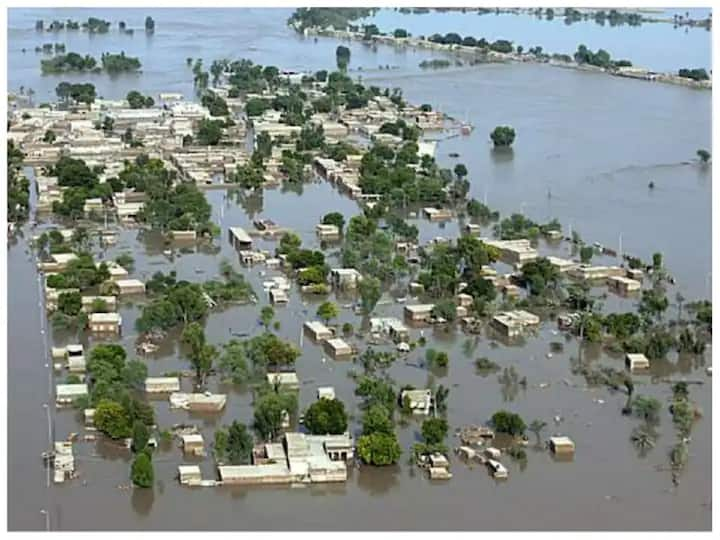 Pakistan Flood : पाकिस्तानात पुराचा हाहाकार, एक तृतीयांश भाग पाण्यात, तीन कोटीहून अधिक नागरिकांना फटका