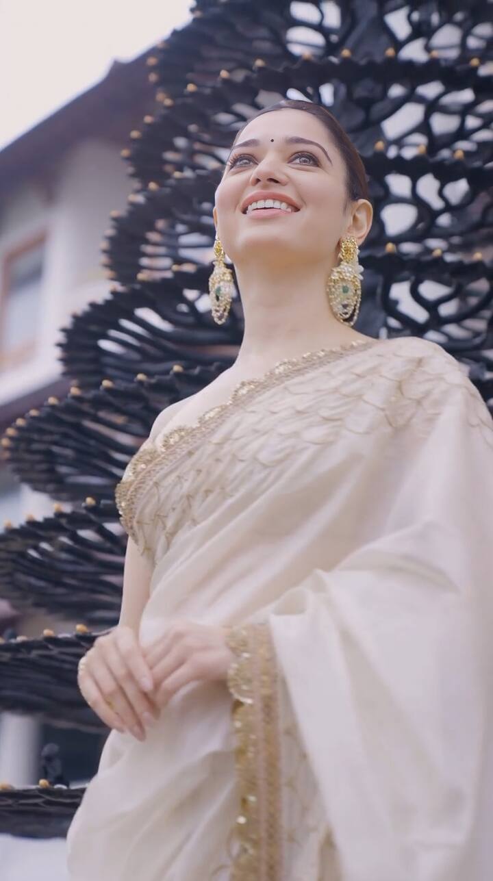 இல்லாத என் இடுப்பில் எங்கநீயும் கிள்ள வர