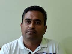 Agriculture News : घोणस अळी आली तशी जाईल, भीती बाळगू नका : किटकशास्त्रज्ञ डॉ. विजय भामरे