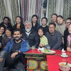 Ajith Kumar and Manju warrier: அஜித்துடன் பைக் ரைடில் இணைந்த மஞ்சு வாரியர்!