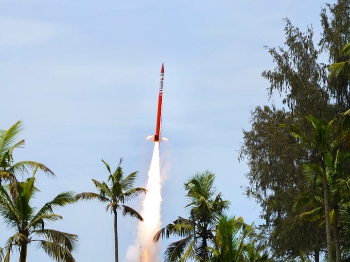 ISRO successfully Tests new technology IAD to land missions on Mars Venus VSSC TERLS Rohini sounding rocket ISRO Successfully Tests New Technology IAD To Land Missions On Mars, Venus
