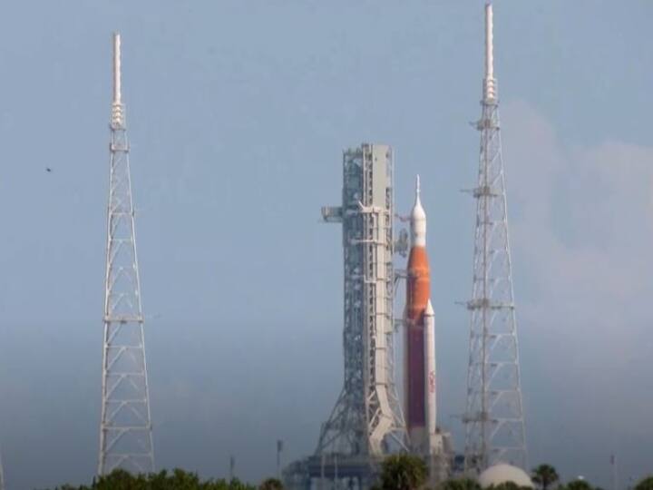 Artemis 1 moon rocket NASA nears second attempt to launch it on debut test flight Explained: आखिर क्यों आर्टेमिस-1 मून मिशन लॉन्च की दूसरी कोशिश  भी हुई नाकाम? जानिए इससे जुड़ी हर बड़ी बात