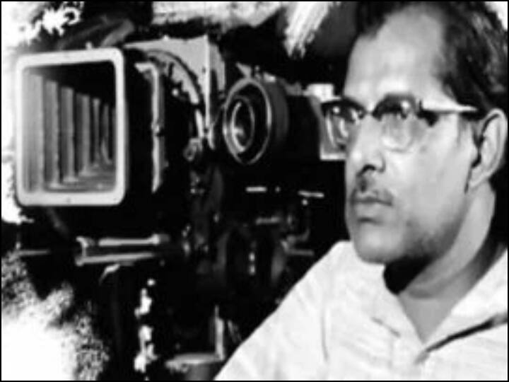 जब इस निर्देशक ने धर्मेंद्र और अमिताभ बच्चन को एक साथ लगा दी डांट! जानिए क्या था पूरा मामला