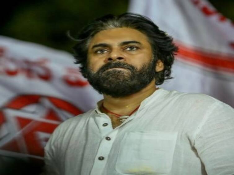 Amaravati Janasena Chief Pawan Kalyan criticizes police supporting ysrcp leaders false cases on Janasena Pawan Kalyan :  ఓటమి భయంతోనే వైసీపీ దాడులు, తీరు మారకుంటే రోడెక్కక తప్పదు - పవన్ కల్యాణ్