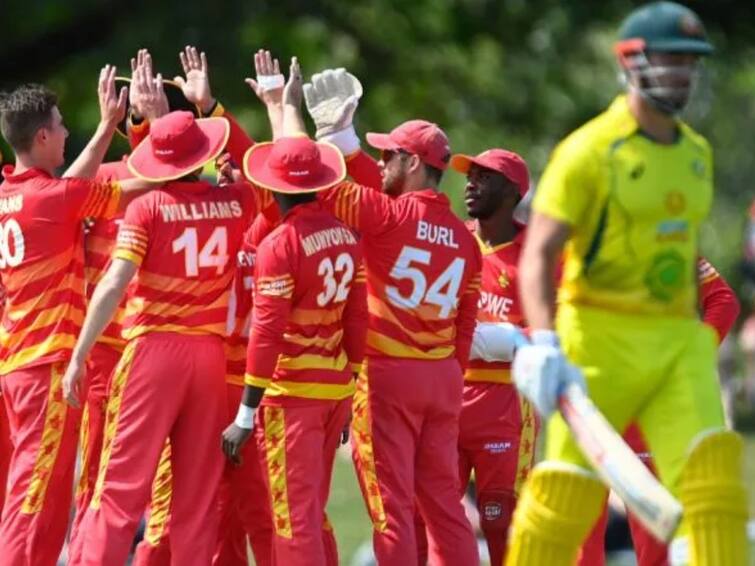 AUS vs ZIM ODI Series: Zimbabwe Won the Macth by 3 wickets againsts Australia Tony Ireland Stadium, Townsville AUS vs ZIM ODI Series: अखेरच्या एकदिवसीय सामन्यात झिम्बाब्वेनं ऑस्ट्रेलियाला रडवलं; तीन विकेट्सनं सामना जिंकला!