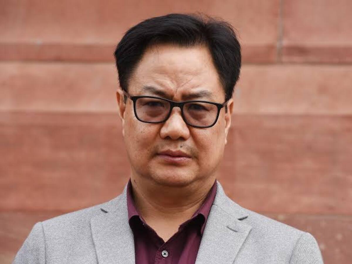 Rijiju On Pm Modi : பிரதமரை இழிவுபடுத்துவது கருத்து சுதந்திரமா? முன்னாள் நீதிபதியை கேள்வி கேட்ட மத்திய அமைச்சர்!