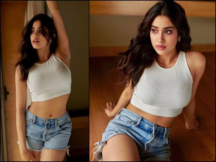 Janhvi Kapoor Photos: अपनी लुक्स को लेकर अक्सर ही चर्चाओं में रहने वाली जाह्नवी कपूर (Janhvi Kapoor) अपनी इन लेटेस्ट तस्वीरों में अपनी खूबसूरती से कहर ढाने का काम कर रही हैं.