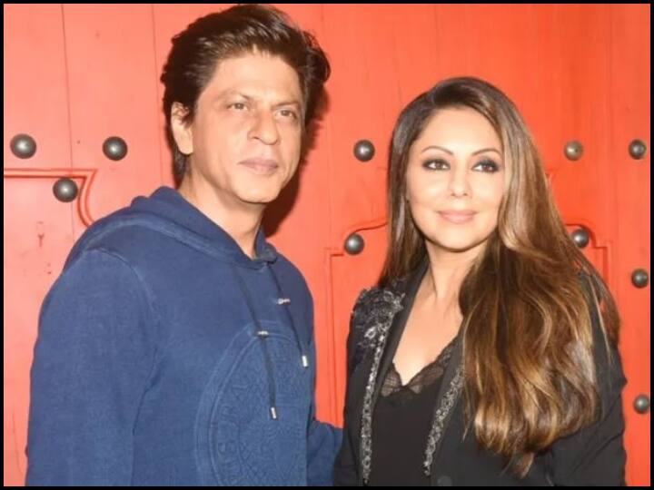 Shah Rukh Khan On Gauri Khan: शाहरुख खान के CA ने दी थी सलाह, कहा- 'आप गौरी खान से पैसे कमाना क्यों नहीं सीखते?' Shah Rukh Khans CA once told him to learn about making money from Gauri: Shes the only profitable member… Shah Rukh Khan On Gauri Khan: शाहरुख खान के CA ने दी थी सलाह, कहा- 'आप गौरी खान से पैसे कमाना क्यों नहीं सीखते?'