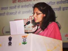 ​IAS Success Story: UPSC परीक्षा की तैयारी करने वाले उम्मीदवारों को आईएएस ईशा ने दी ये सलाह, जानें