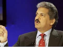 'হাতের লেখা' দিয়ে যায় চেনা! ট্যুইটারে কী চেনালেন আনন্দ মাহিন্দ্রা?