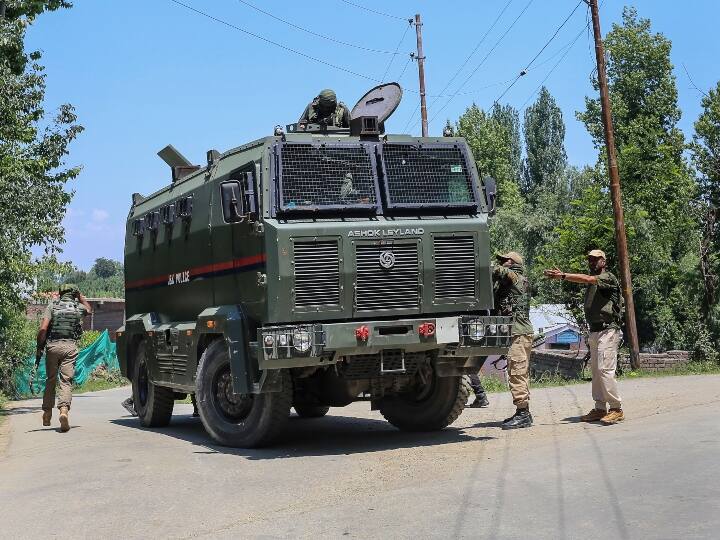 Jammu Kashmir Police accepted the presence of terrorists in Rajouri Jammu Kashmir: जम्मू कश्मीर पुलिस ने स्वीकारी राजौरी में आतंकियों की मौजूदगी, कहा- हर आतंकी का करेंगे सफाया