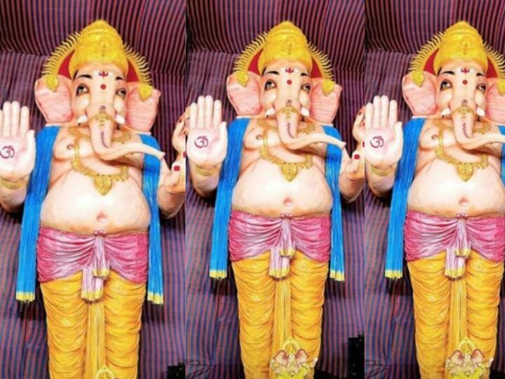 Adilabad Ganesh is The Second Biggest Ganesh 2022 in Telangana Biggest Ganesh 2022: ఆదిలాబాద్ లో అతిపెద్ద వినాయకుడు - నూతి మీది గణపతి వెరీ వెరీ స్పెషల్