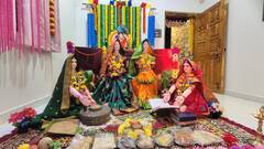 Gauri Aras Competition 2022 : घरोघरी सजल्या गौराई, आकर्षक फुलांनी केली रोषणाई