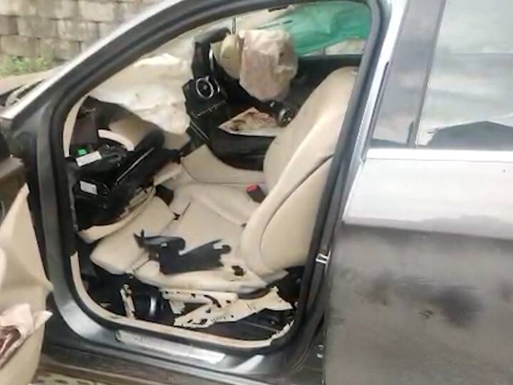 उद्योगपती सायरस मिस्त्री यांचं रविवारी अपघाती निधन झालं.