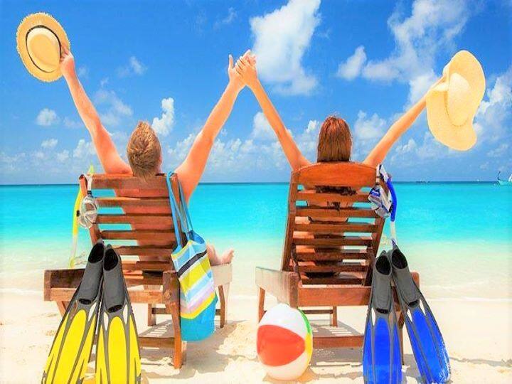 आप कम बजट में भी अपना हॉलिडे टूर (Holiday Tour) का मज़ा ले सकते हैं. आपके यात्रा के लिए पर्सनल लोन (Personal Loan) भी लुभावना हो सकता है. अब आपको इस बात का ध्यान रखना होगा कि हॉलिडे दूर के लिए कितने पैसों की जरूरत है.