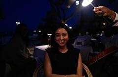 Dulquer Salmaan : நீயும் நானும் சேர்ந்தே செல்லும் நேரமே... துல்கரின் க்யூட் க்ளிக்ஸ்!