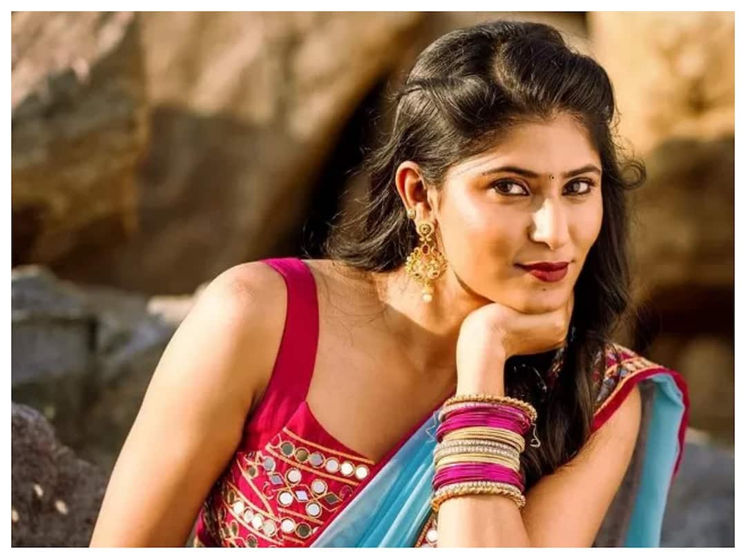 Anchor Neha Entry In Bigg Boss Telugu 6 Bigg Boss Telugu 6: ఐటెం సాంగ్ తో యాంకర్ నేహా ఎంట్రీ - నాగార్జునను డ్రీమ్ బాయ్ అంటూ!