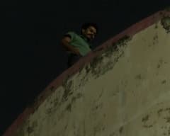 নিচে বড্ড গরম, হাওয়া খেতেই উপরে ওঠা! চার ঘণ্টার চেষ্টায় হাওড়ায় জলের ট্যাঙ্ক থেকে নামানো গেল যুবককে