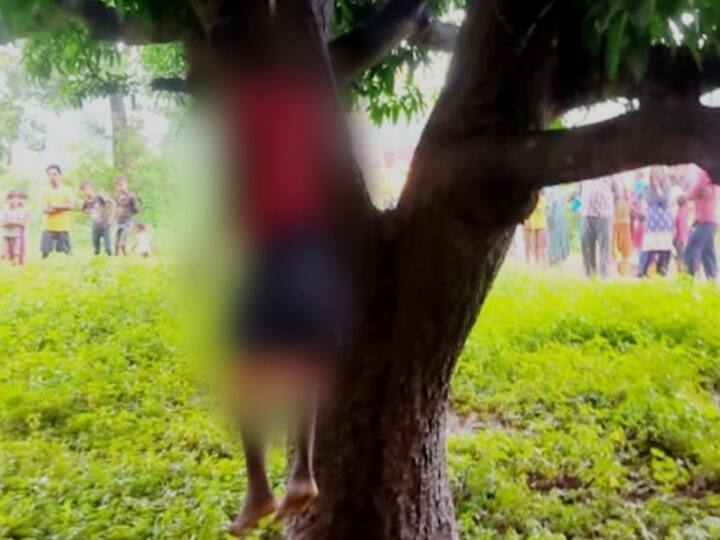 Jharkhand Tribal girl raped dead body found hanging from tree in Dumka Crime : 14 வயது பழங்குடியின சிறுமிக்கு பாலியல் வன்கொடுமை.. பதைபதைக்கும் நிலையில் மீட்கப்பட்ட உடல்..