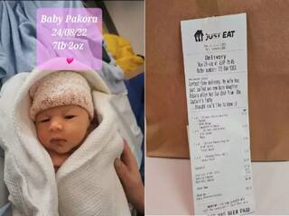 UK parents name their child after Indian snack Pakora internet bursts with memes பிறந்த குழந்தைக்கு ‘பக்கோடா’ என பெயர் வைத்த UK தம்பதிகள் ! - காரணம் தெரிஞ்சா ஷாக் ஆகிடுவீங்க!