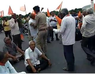 Gandhinagar: આવતીકાલે ગાંધીનગર બંધનું એલાન, ભારતીય કિસાન સંઘે અમદાવાદ-ઉદેપુર હાઇવે કર્યો ચક્કાજામ