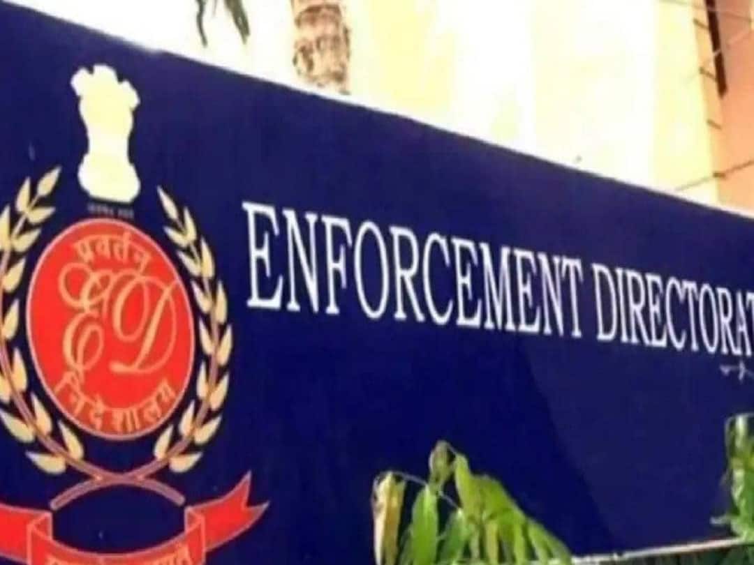 Chinese Loan Application case ed raids in Mumbai seized 17 crore rupees Chinese Loan Application : चायनीज लोन अॅप्लिकेशन प्रकरणी ED ची मुंबईत छापेमारी, 17 कोटी रुपये जप्त