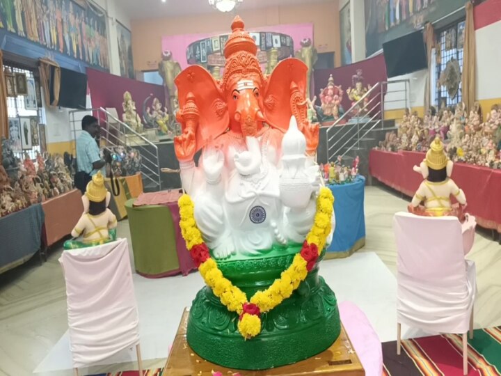 Vinayagar Idol Immersion: விநாயகர் சதுர்த்தி விழா சிலைகள் ஊர்வலமாக சென்று கடலில் கரைக்கும் பக்தர்கள்..