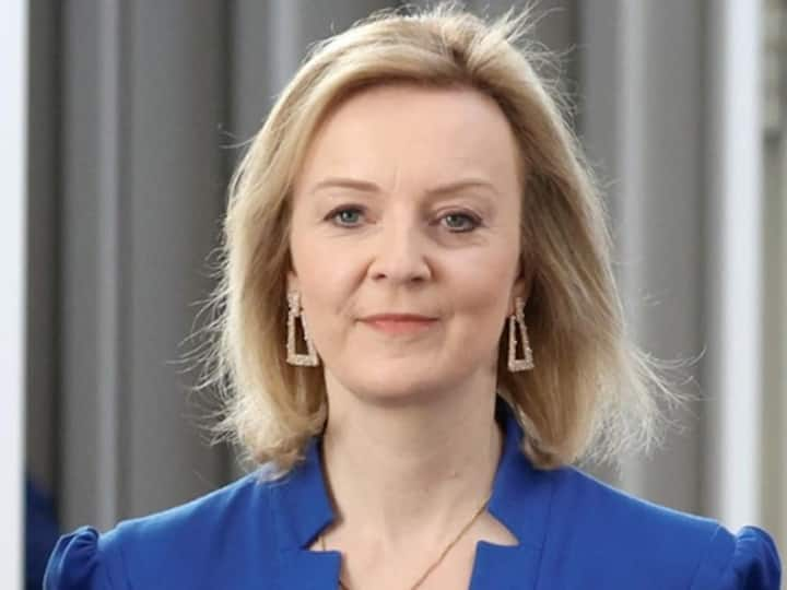 Liz Truss Declared as UK New Prime Minister 2022 Britain New Conservative Leader UK New PM: இங்கிலாந்தின் புதிய பிரதமரானார் லிஸ் ட்ரஸ்..! இந்திய வம்சாவளியைச் சேர்ந்த ரிஷிசுனக் தோல்வி..!