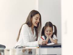 इस टीचर्स डे पर अपने फेवरेट टीचर को दें ये खास गिफ्ट, आप हमेशा रहेंगे याद