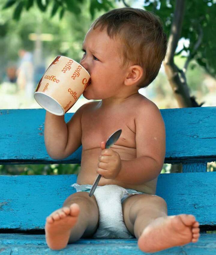 ਬੱਚੇ ਨੂੰ ਦੰਦਾਂ ਨਾਲ ਜੁੜੀਆਂ ਸਮੱਸਿਆਵਾਂ ਹੋਣ ਲੱਗਦੀਆਂ ਹਨ। ਅੱਜਕਲ ਡਾਕਟਰ ਬੱਚੇ ਨੂੰ ਜਨਮ ਦੇ ਸਮੇਂ ਤੋਂ ਹੀ ਵਿਟਾਮਿਨ ਡੀ ਦਿੰਦੇ ਹਨ।