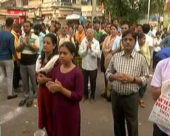 Ambaji Melo: અંબાજીના રોડ રસ્તા પર પદયાત્રીઓ ઉમટ્યા, ભક્તોએ કર્યુ સોનાનું દાન, જુઓ તસવીરો