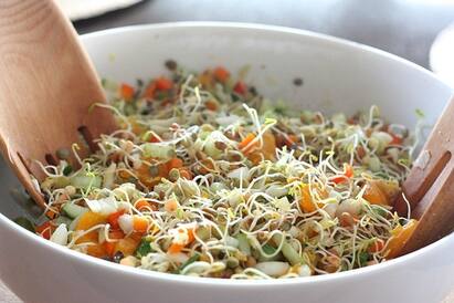 Light Breakfast Recipes For Post Diwali Detox Diwali Post Detox : தீபாவளிக்கு கன்னாபின்னான்னு சாப்பிட்டு, இப்போ செரிமான பிரச்சனையா? இதை செய்யுங்க போதும்..