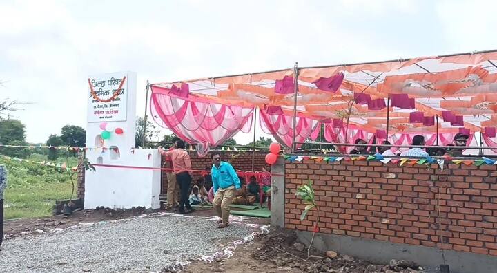 त्या नंतर आता ढोरकीन येथील तांड्यावर शाळेसाठी नवीन ईमारत उभी केली आहे.