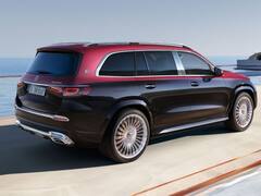 एक कार की कीमत में आ जाएंगी करीब 100 मोटरसाइकिलें, जानें- क्या है मर्सिडीज गाड़ियों की कीमत और फीचर्स