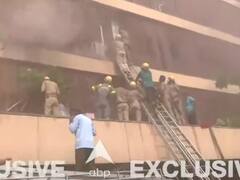 Levana Hotel Fire: लखनऊ के लेवाना होटल में लगी भीषण आग, दो की मौत, रेस्क्यू कर रस्सी के सहारे निकाले गए झुलसे लोग, देखें तस्वीरें