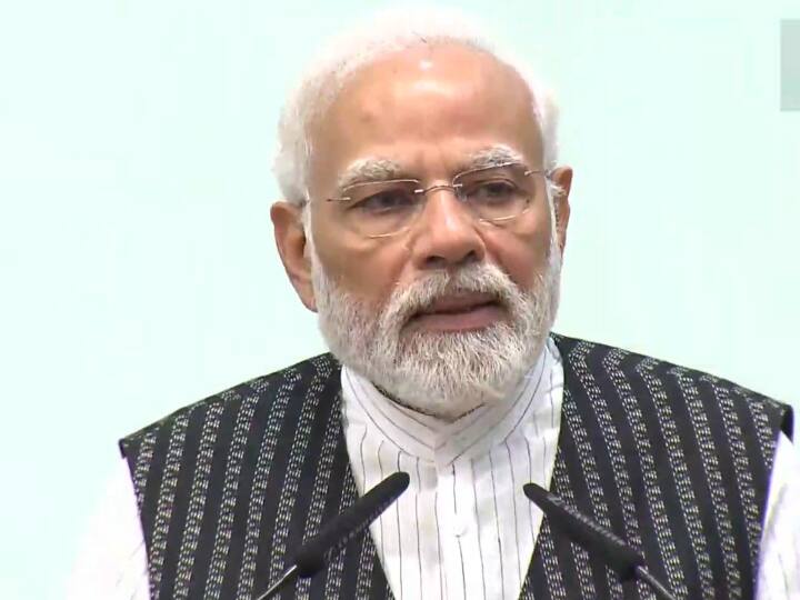 Occasion Of Teachers Day PM Narendra Modi  Interacts with winners of National Awards Teachers Day: '250 साल तक जो राज करके गए, उन्हें पीछे छोड़कर हम आगे निकले', पीएम मोदी ने बताया 2047 में होगा ऐसा भारत